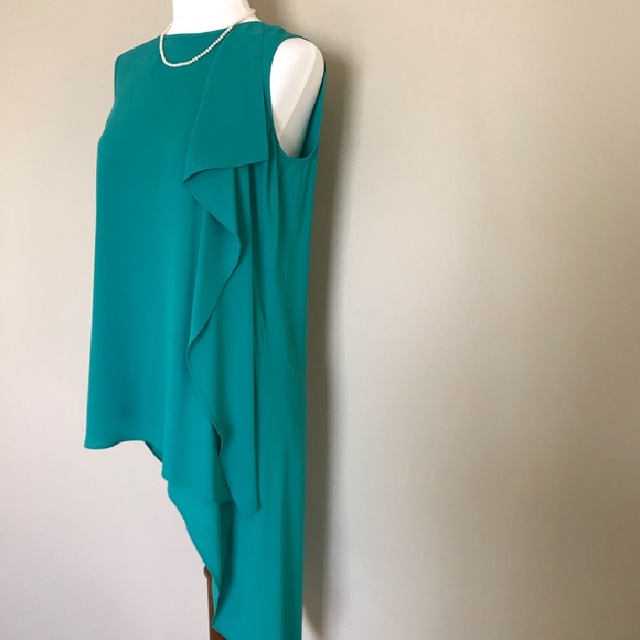 BCBG | MAXAZRIA Sleeveless asymmetric blouse - Picture 2 of 6